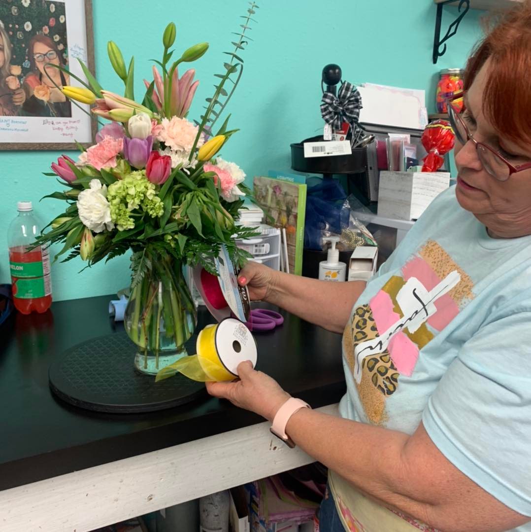 Elgin Flower Shop Superola