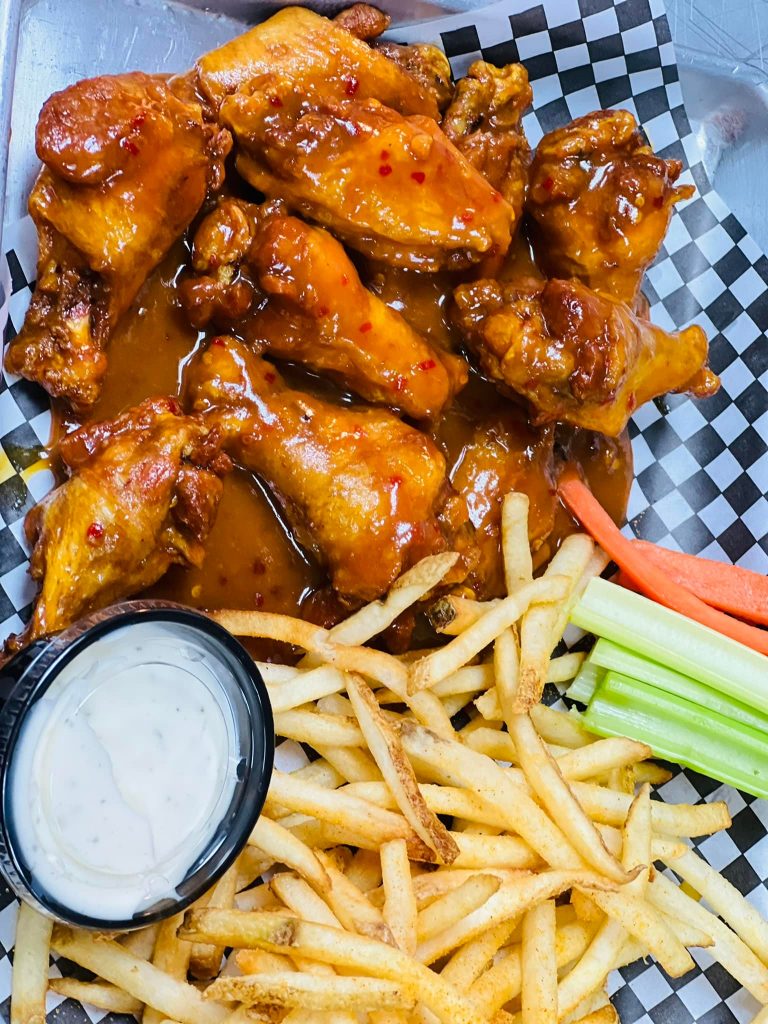 Wings Gone Wild superola