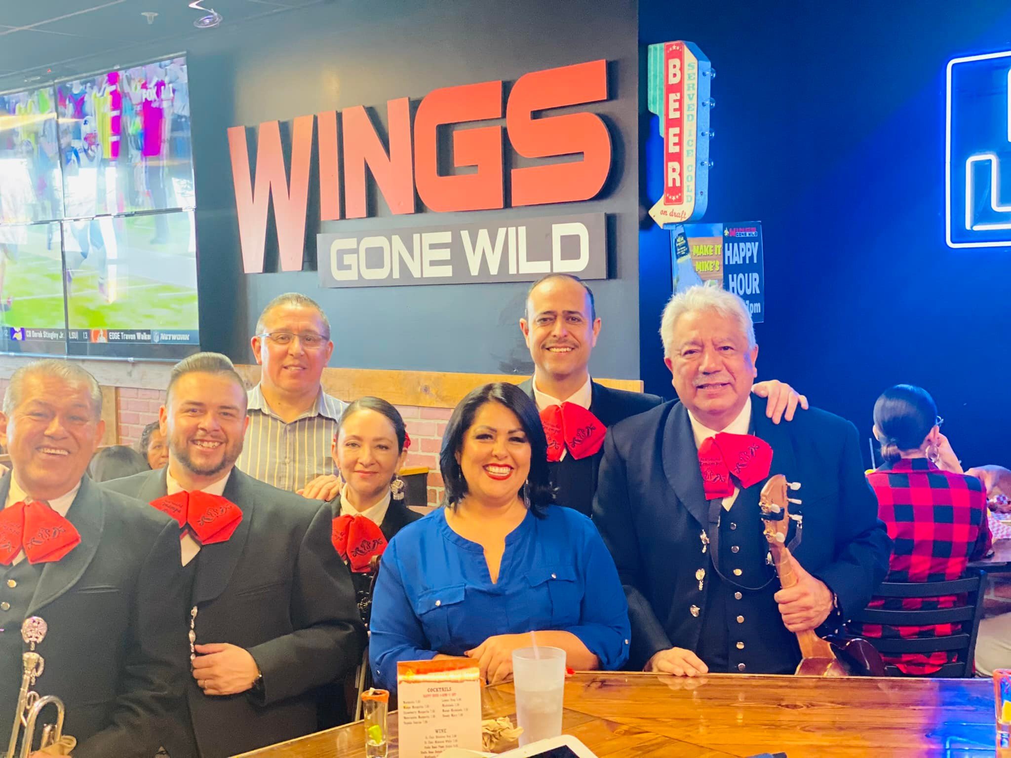 Wings Gone Wild superola