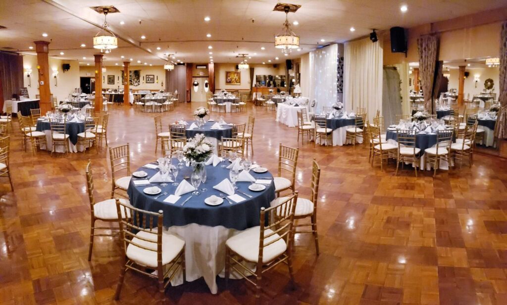 La Luna Banquet Hall superola