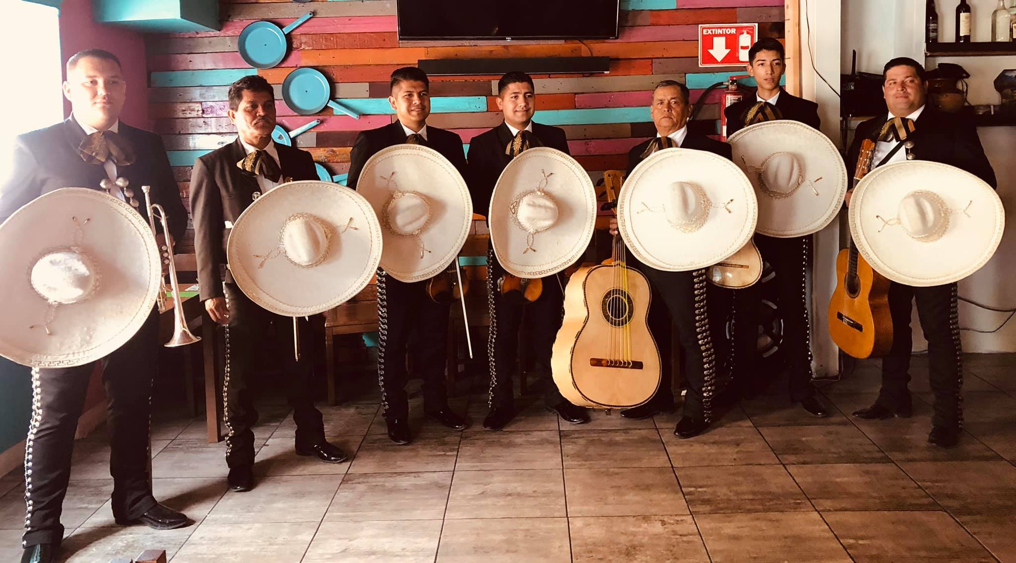 Mariachi Águila de Tijuana - superola