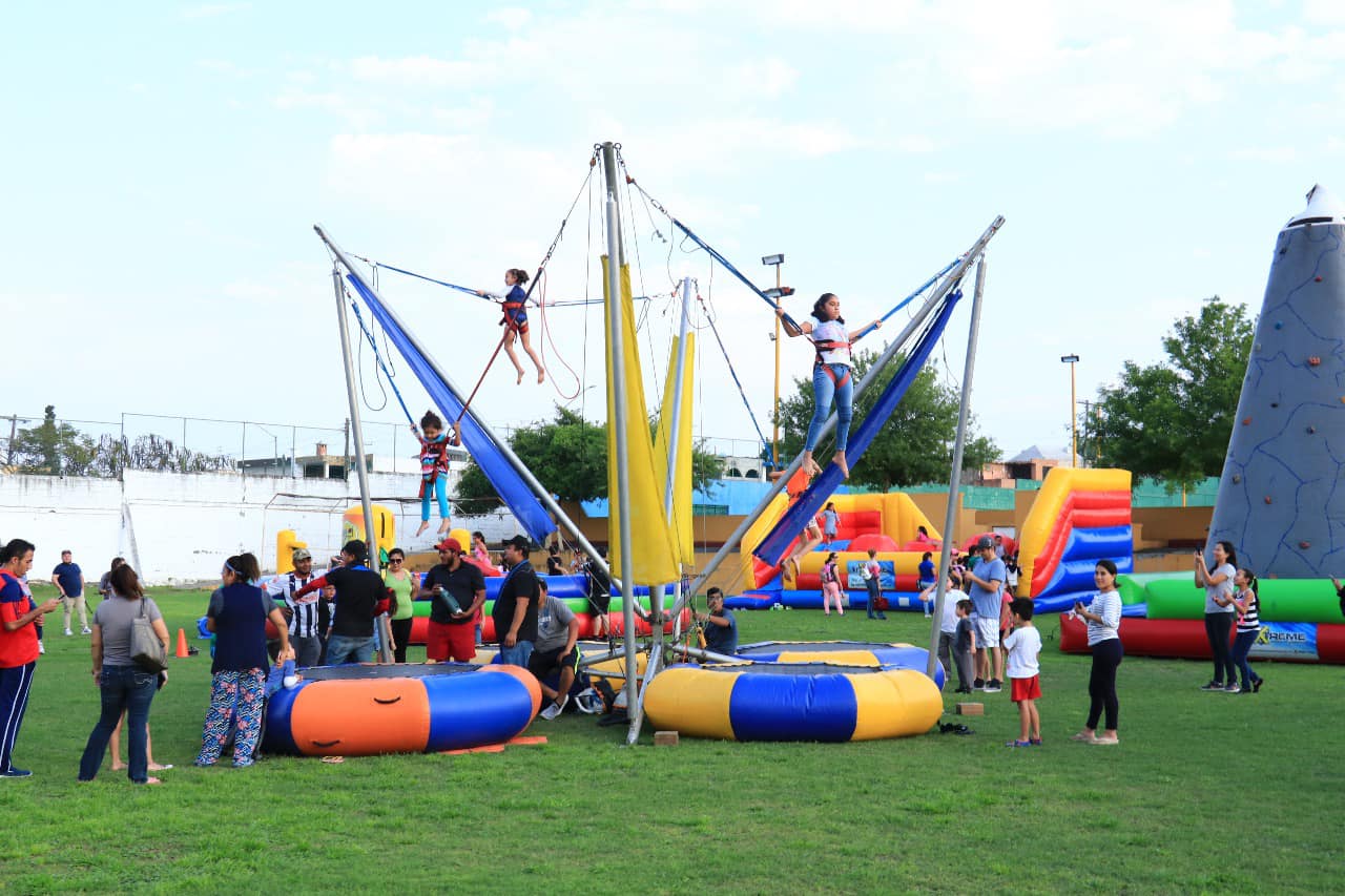 Renta De Inflables Xtreme en Monterrey Superola