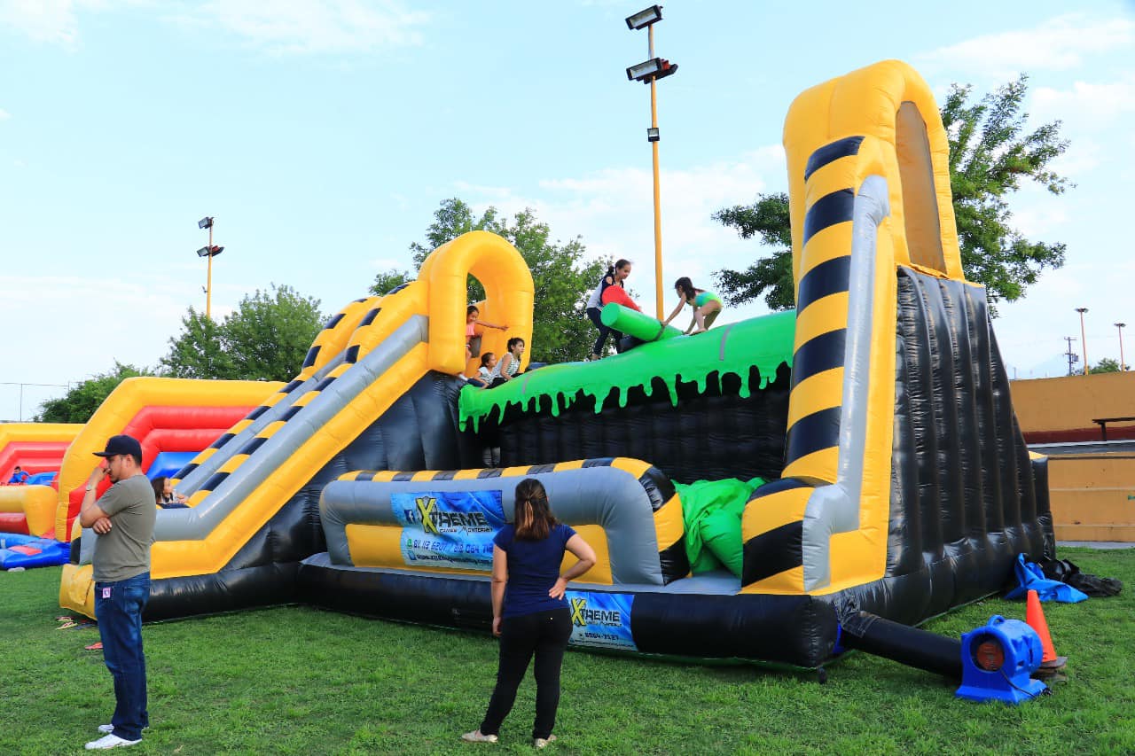 Renta De Inflables Xtreme en Monterrey Superola