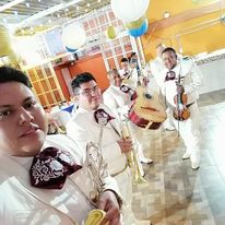 Mariachi Imperio De Águilas - superola