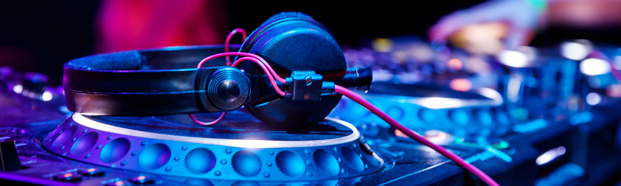 Your DJ - Superola, image size:2000x600