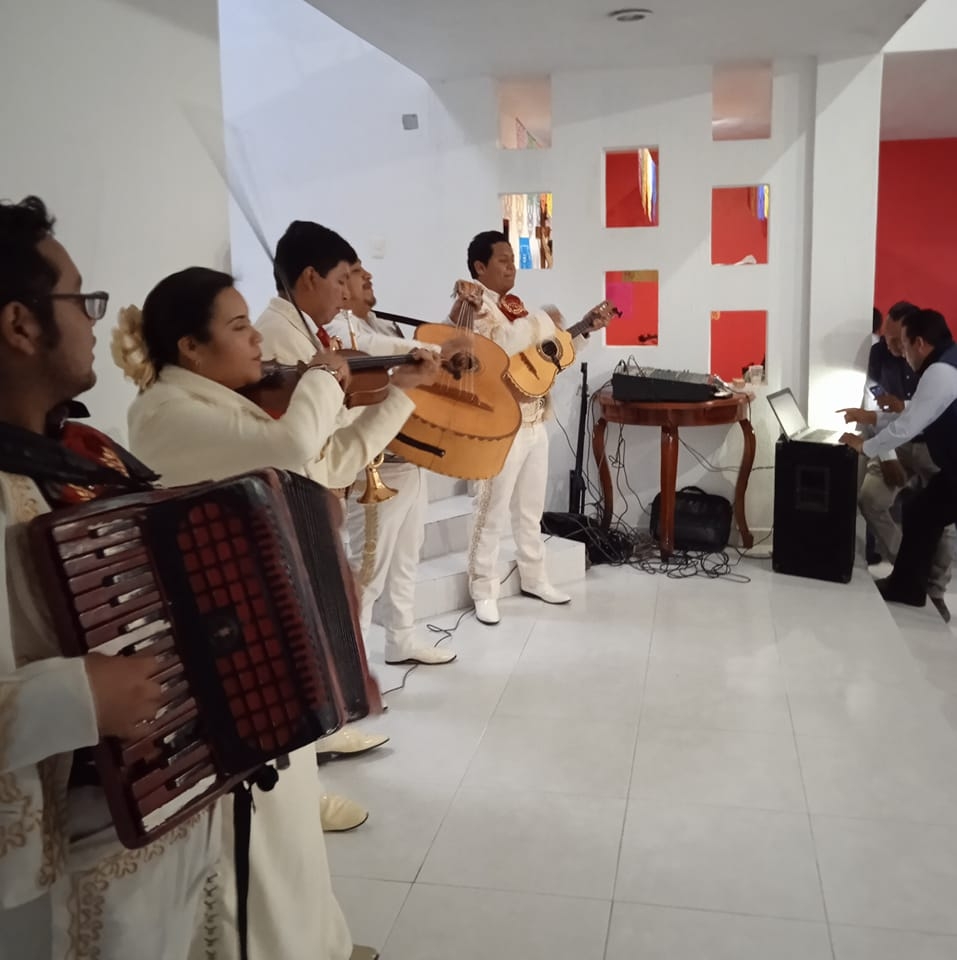 Mariachi Cinco Estrellas Superola mariachi-cinco-estrellas-superola