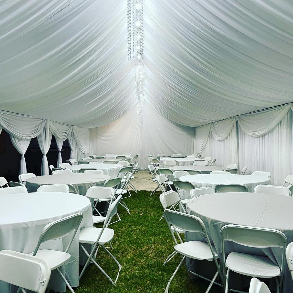 Nelly’s Rentals superola